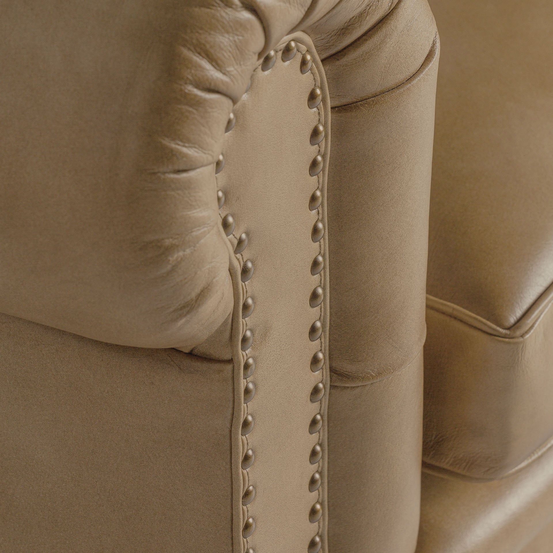 ELKINS ARMCHAIR